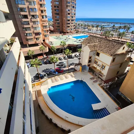 Gran Cerca De La Playa Con Piscina En El Centro Apartament