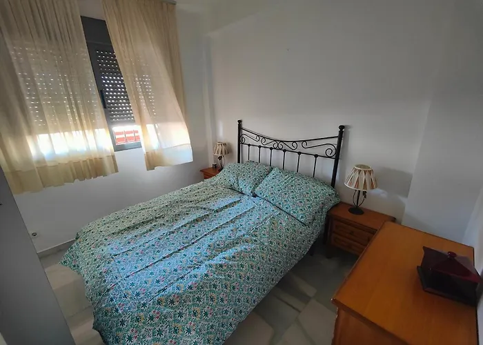 Gran Cerca De La Playa Con Piscina En El Centro *