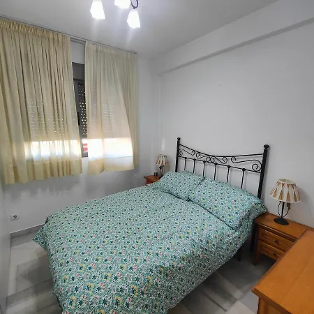 Daire Gran Cerca De La Playa Con Piscina En El Centro *