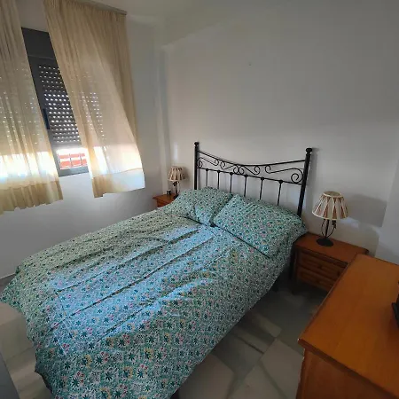 Gran Cerca De La Playa Con Piscina En El Centro *