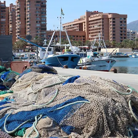 Gran Cerca De La Playa Con Piscina En El Centro Διαμέρισμα Fuengirola
