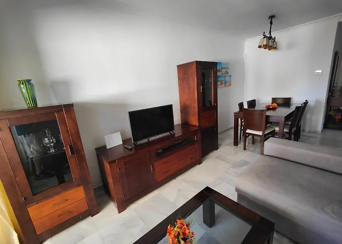 Apartament Gran Cerca De La Playa Con Piscina En El Centro Fuengirola